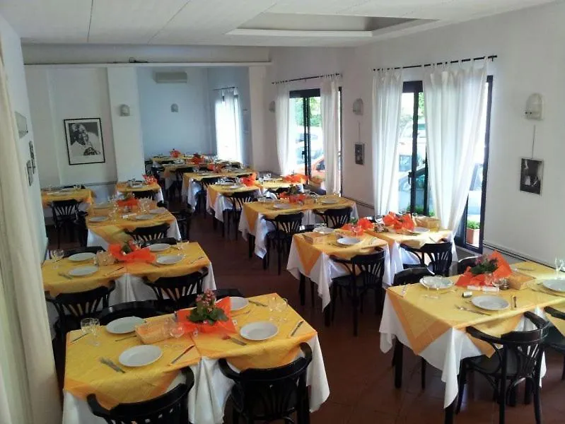 **  Hotel Annarita Rimini Italien