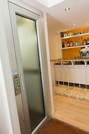 **  Hotel Annarita Rimini Italien